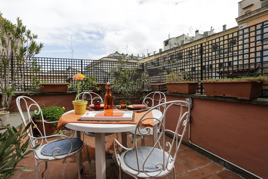 Apartment Pantheon Terrace Rom